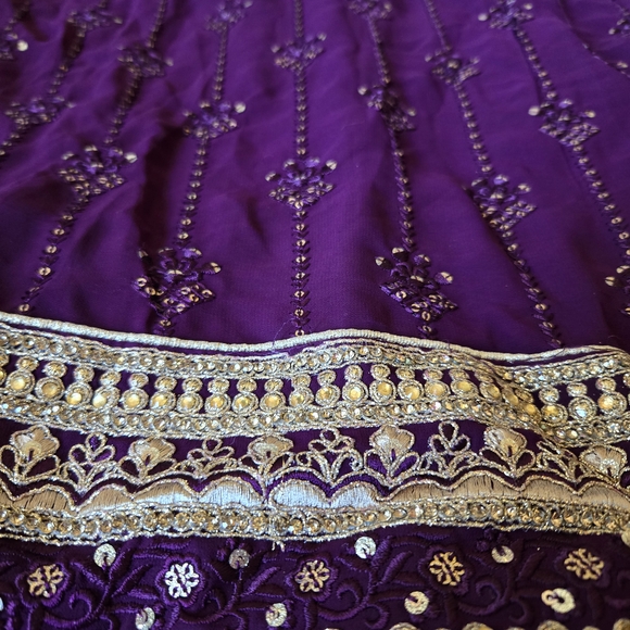 Purple Embroidered Kurta with Gold Accents - Picture 2 of 5